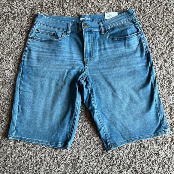 NWT! Sonoma Light Wash Jean Short Size 34 - Picture 1 of 7